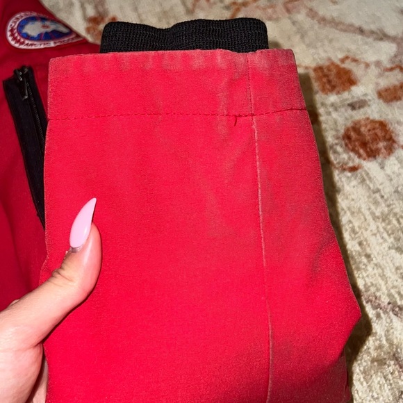 Canada Goose coat. Size XS. In good condition. - Picture 7 of 7